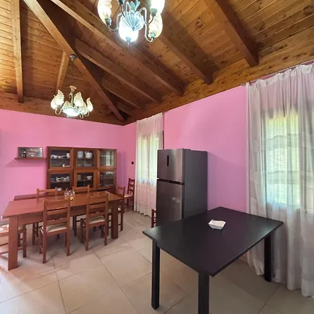 Casa de Férias Paola LʼAquila